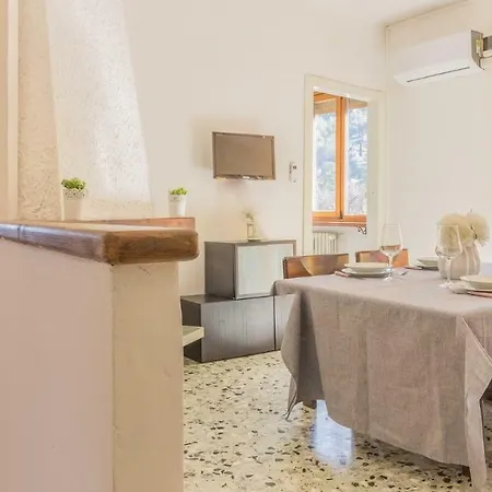 La Casa Di Lucia * Varenna